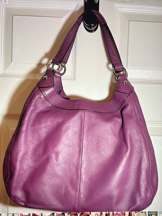 Coach y2k Purple SOHO Leather Shoulder Bag with Buckle Accent